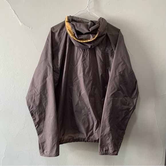 The North Face water resistant windbreaker - Picture 3 of 6